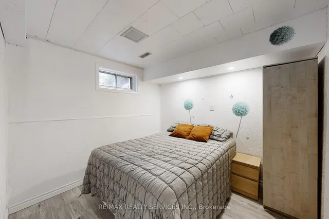 Additional image 30 of 10 Minton Pl