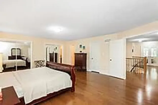 Additional image 25 of 36 Valleyridge Cres