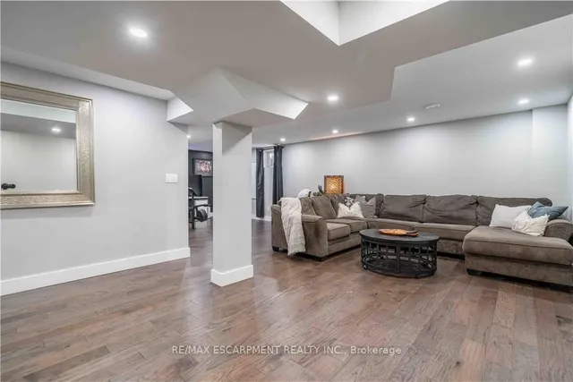 Additional image 34 of 95 Greti Dr