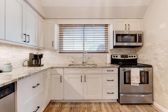 Additional image 10 of 26 Madoc St