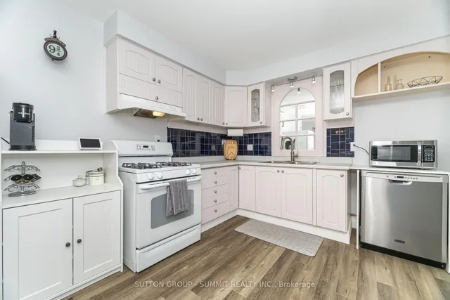 Additional image 10 of 552 PINEDALE Ave