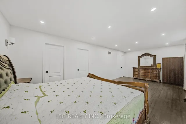 Additional image 24 of 54 Richgrove Dr