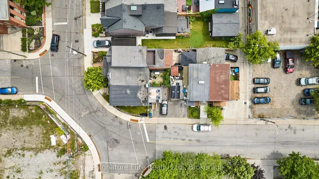 Additional image 38 of 154 Mulock Ave