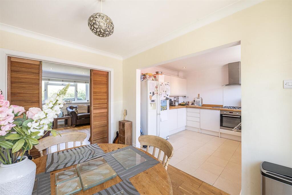 Additional image 2 of Jubilee Avenue, London Colney, St. Albans