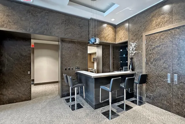 Additional image 8 of 386 Yonge St Unit 4801