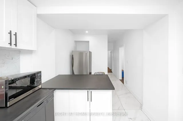 Additional image 15 of 18 Huntley St