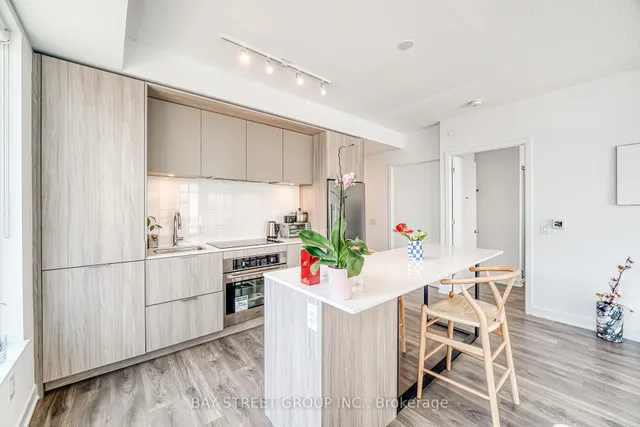 Additional image 11 of 35 Tubman St Unit 513