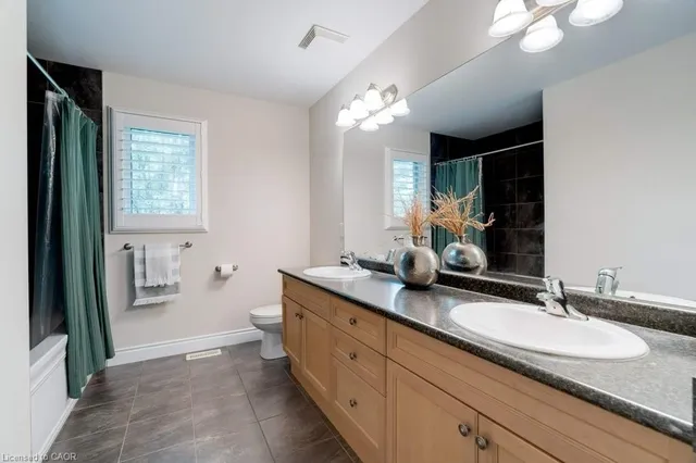 Additional image 27 of 47 Premier Rd