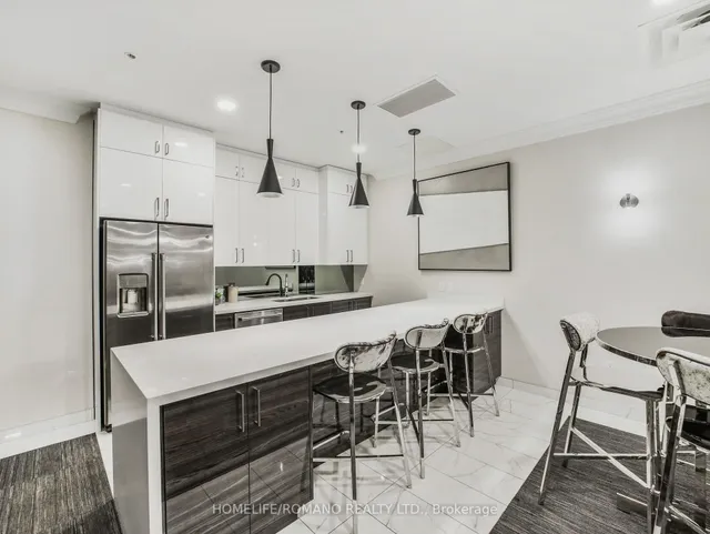 Additional image 20 of 118 King St Unit LPH12