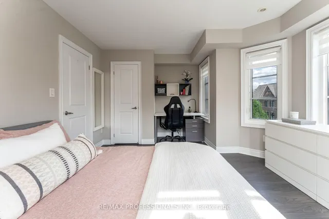 Additional image 37 of 1812 Burnhamthorpe Rd Unit 1