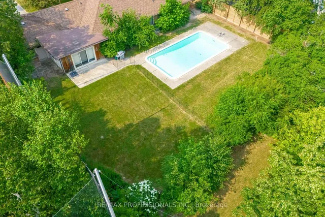 Additional image 19 of 55 Bywood Dr