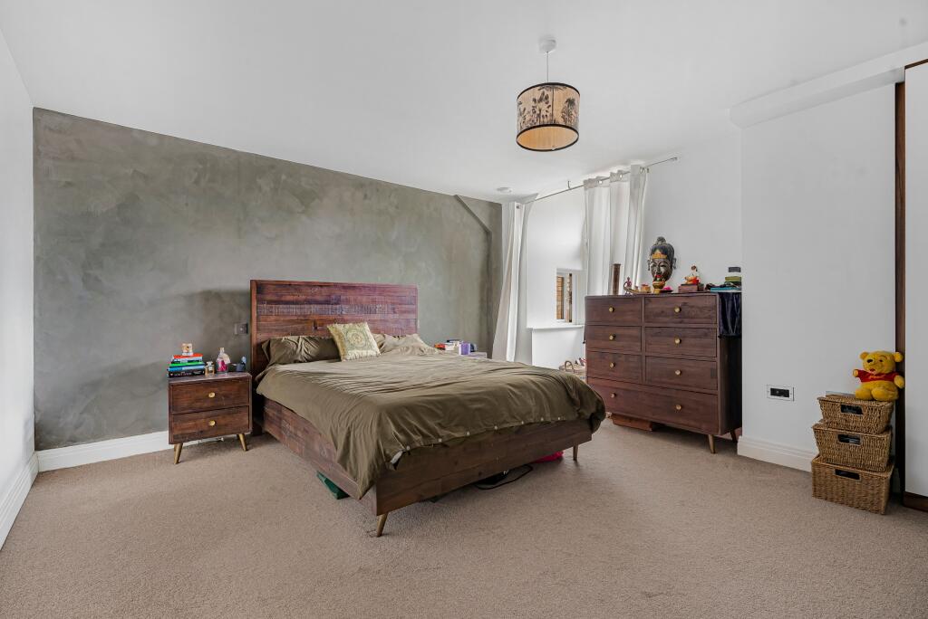 Additional image 6 of Victoria Street, St Albans, AL1