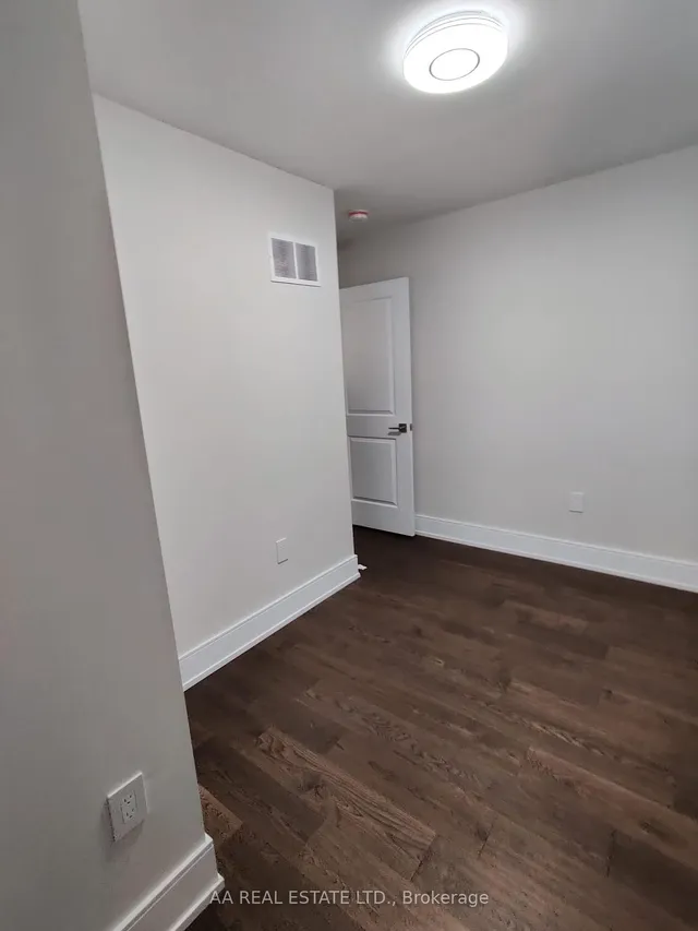 Additional image 32 of 471 Jones Ave