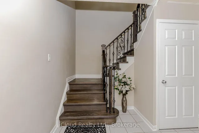 Additional image 25 of 97 Bighorn Cres