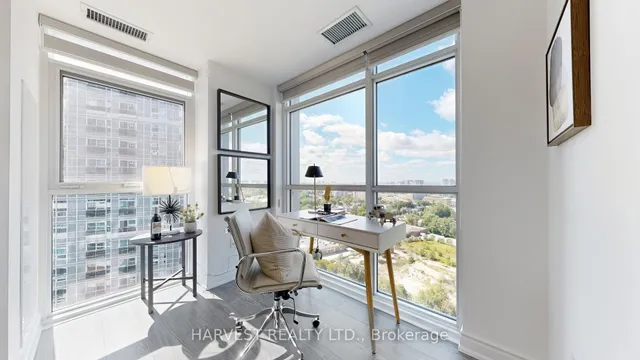 Additional image 11 of 225 Village Green Sq Unit 2103