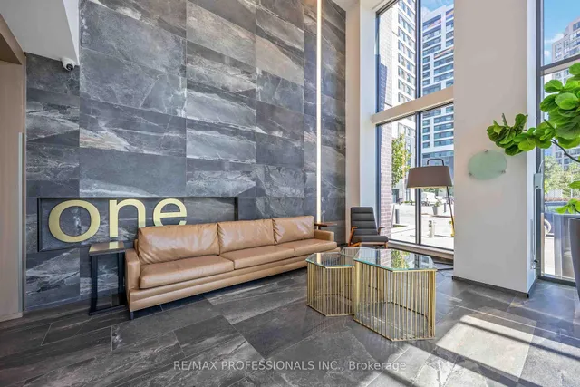 Additional image 4 of 20 Thomas Riley Rd Unit 1310