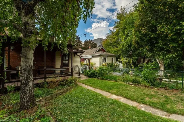 Additional image 30 of 224 East Ave