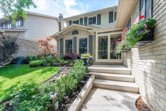 Additional image 3 of 10 Yorkview Pl