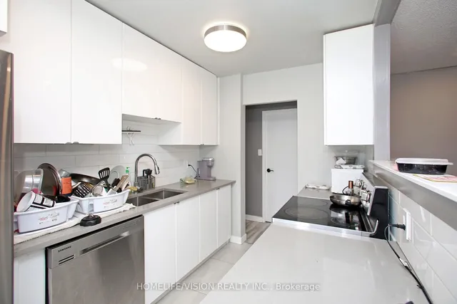 Additional image 2 of 1690 Victoria Park Ave Unit 205