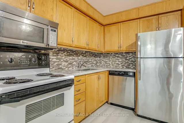 Additional image 12 of 1270 Maple Crossing Blvd Unit 304