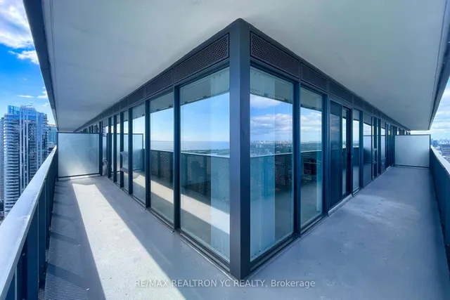 Additional image 30 of 138 Downes St Unit 6606