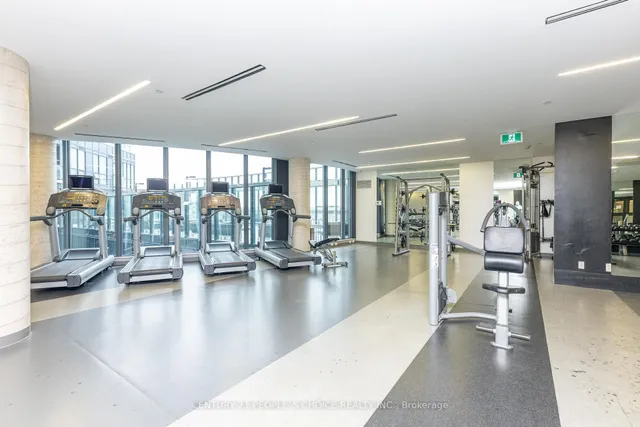 Additional image 37 of 51 East Liberty St Unit 2215