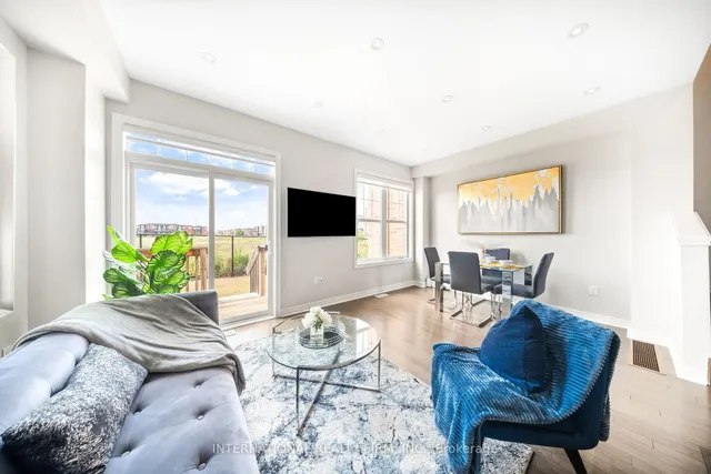 Additional image 10 of 8 Hogan Manor Dr