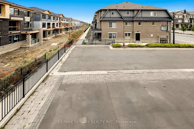 Additional image 21 of 200 Veterans Dr Unit 10