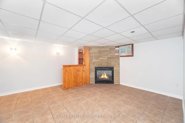 Additional image 33 of 28 Homeland Crt
