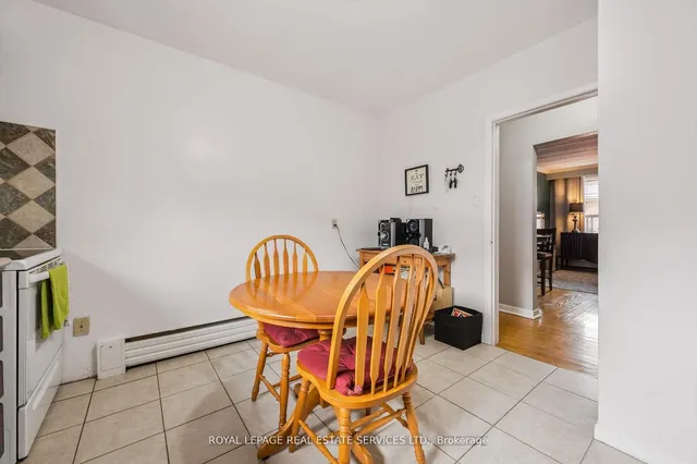 Additional image 14 of 19 Dover Dr