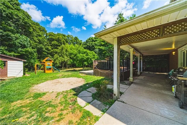 Additional image 41 of 49 Pinard St