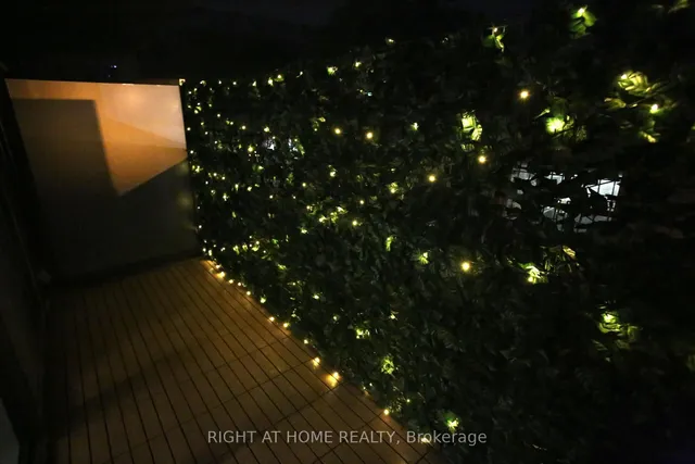 Additional image 20 of 330 Richmond St Unit 210