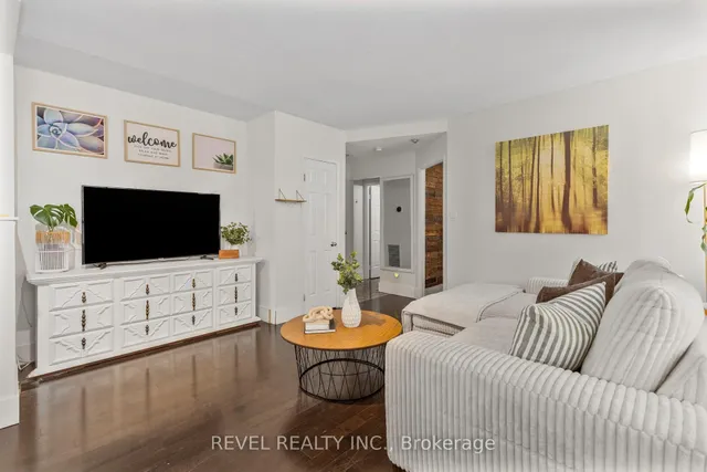 Additional image 8 of 36 James St Unit 803