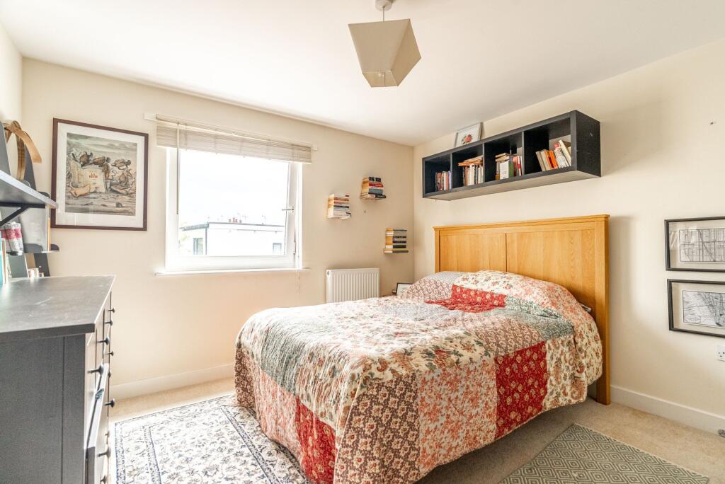 Additional image 9 of Bakers Close, St. Albans, Hertfordshire, AL1