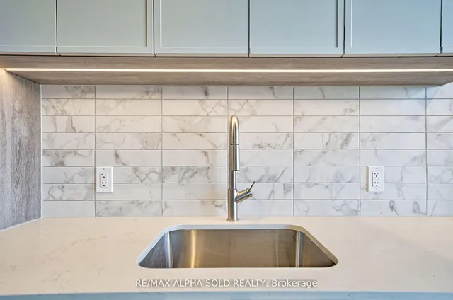 Additional image 15 of 2020 Bathurst St Unit 1108