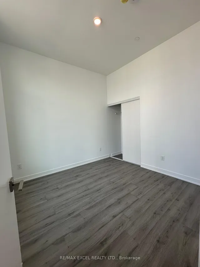 Additional image 14 of 252 Church St Unit 910