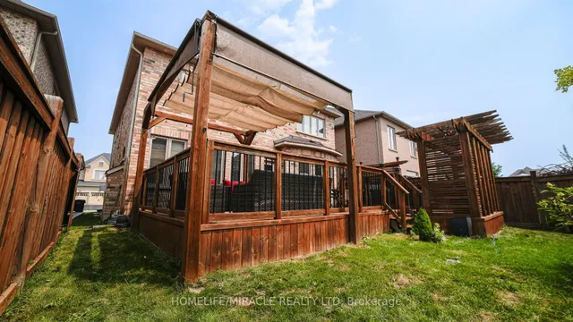 Additional image 41 of 86 JUNETOWN Circ