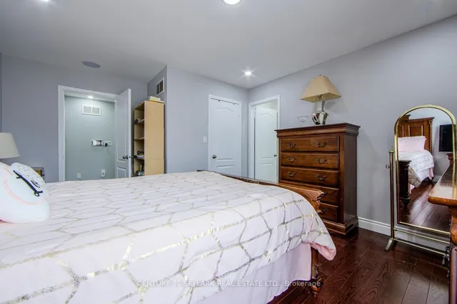 Additional image 39 of 21 Decker Hollow Circ