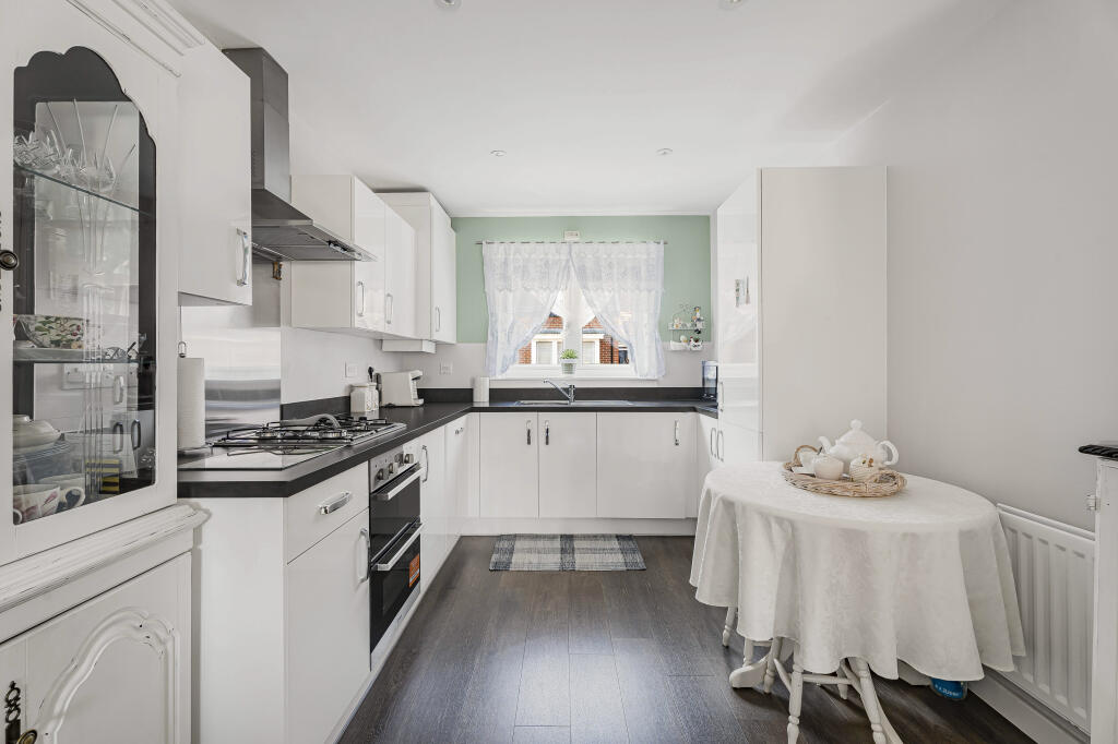 Additional image 7 of Perkins Way, Welwyn Garden City, AL7