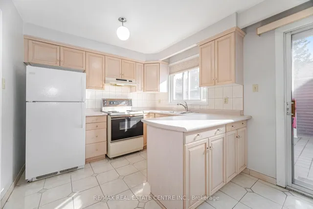 Additional image 14 of 1048 Melton Dr