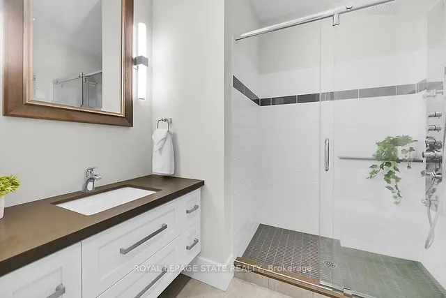 Additional image 26 of 181 James St Unit PH804