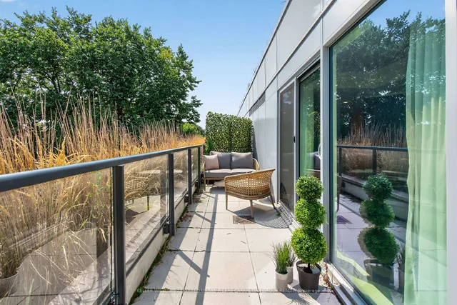 Additional image 30 of 57 Brock Ave Unit 415