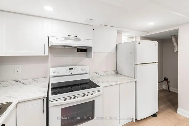 Additional image 34 of 237 Adair Ave