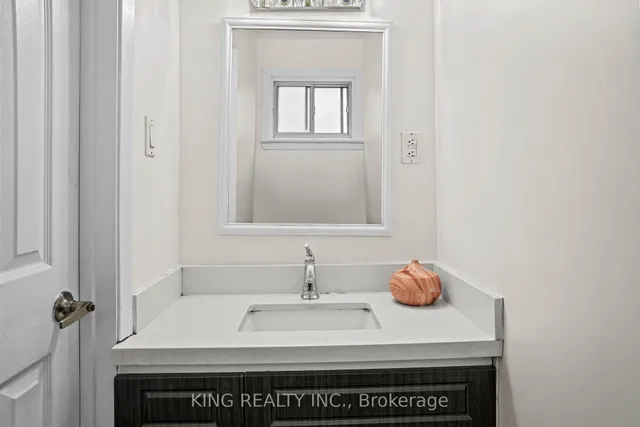 Additional image 31 of 16 Wimbledon Crt