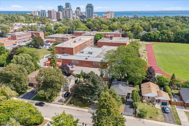 Additional image 28 of 1424 Alfred Cres