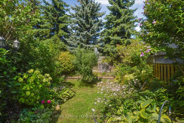 Additional image 18 of 902 Ledbury Cres