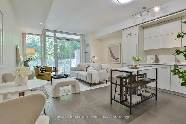 Additional image 8 of 3018 Yonge St Unit #204