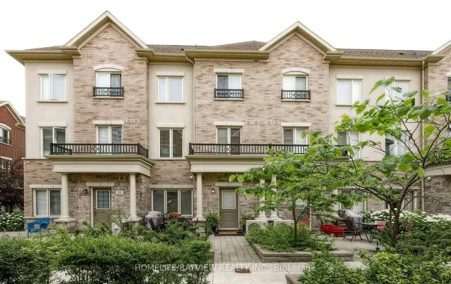 25 Coneflower Cres Unit Th 12