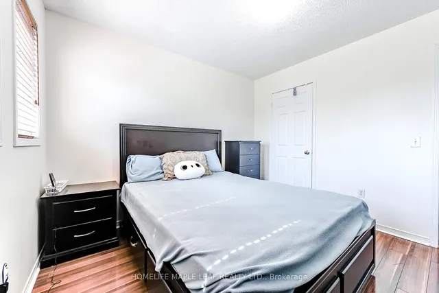 Additional image 31 of 45 Seaside Circ