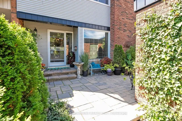 Additional image 4 of 1580 Kern's Rd Unit 5